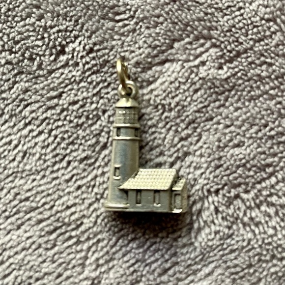 Lighthouse silver charm - Picture 1 of 2